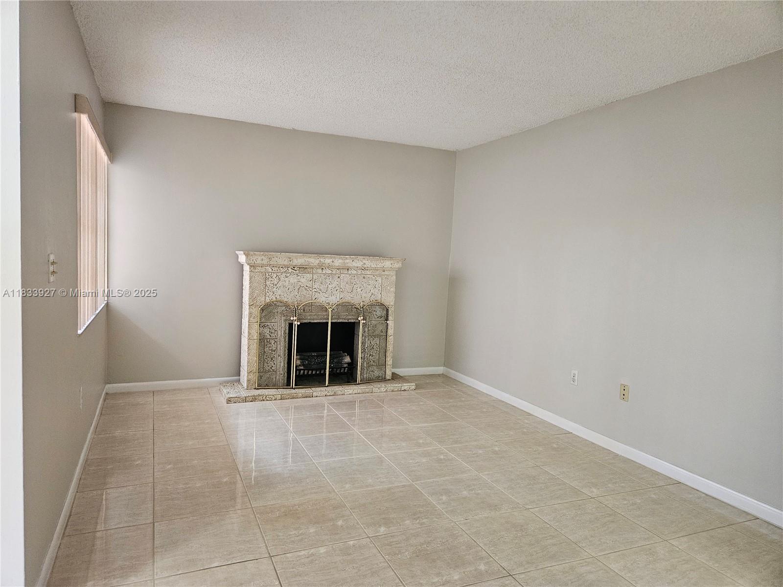 9199 Fontainebleau Blvd 6