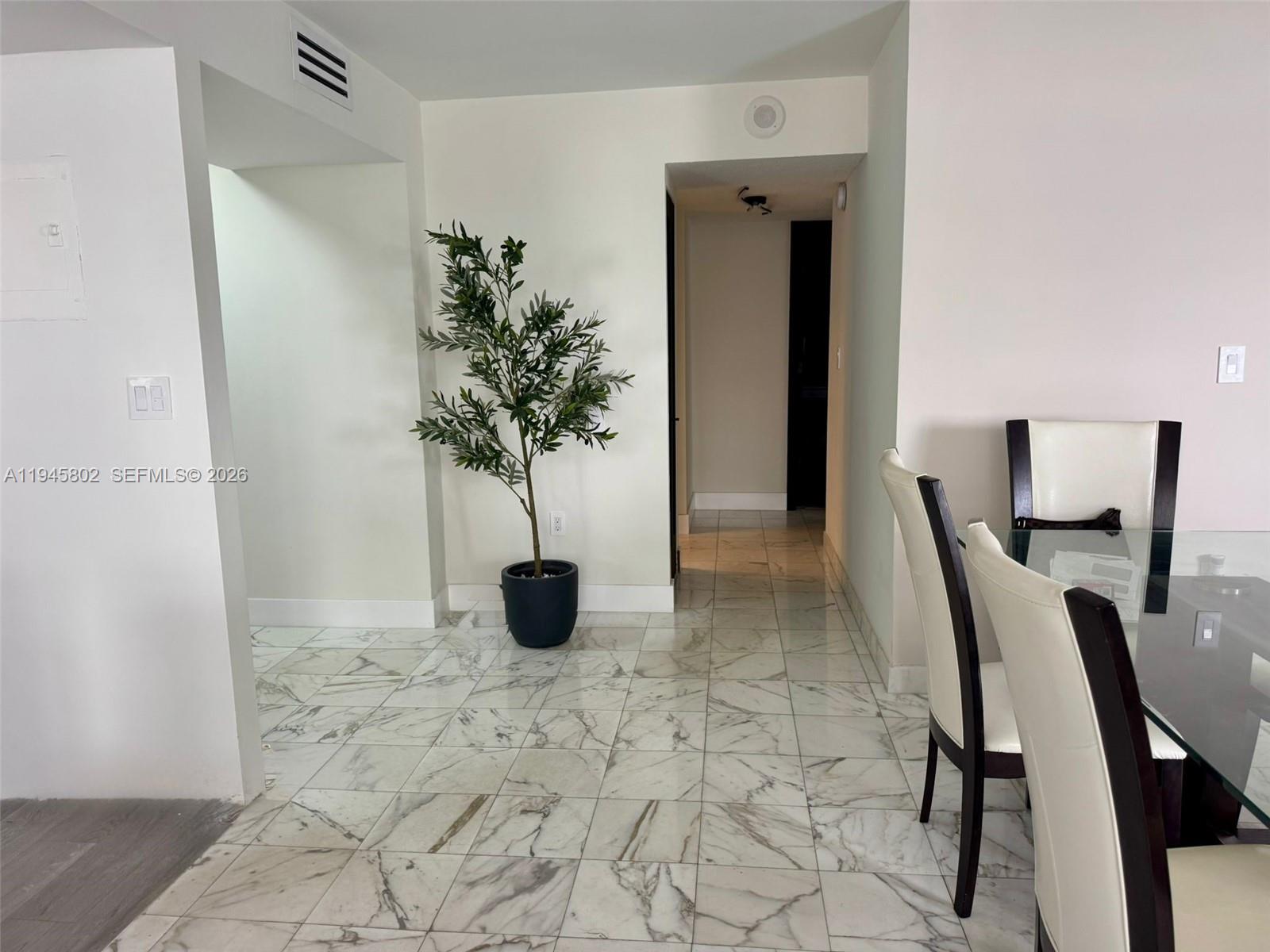 2750 NE 183rd St 705