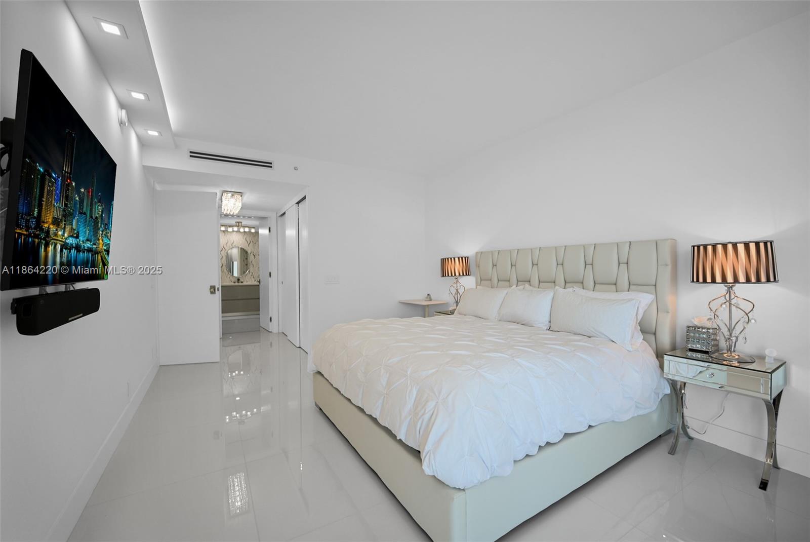 Oceania III - Residential Lease