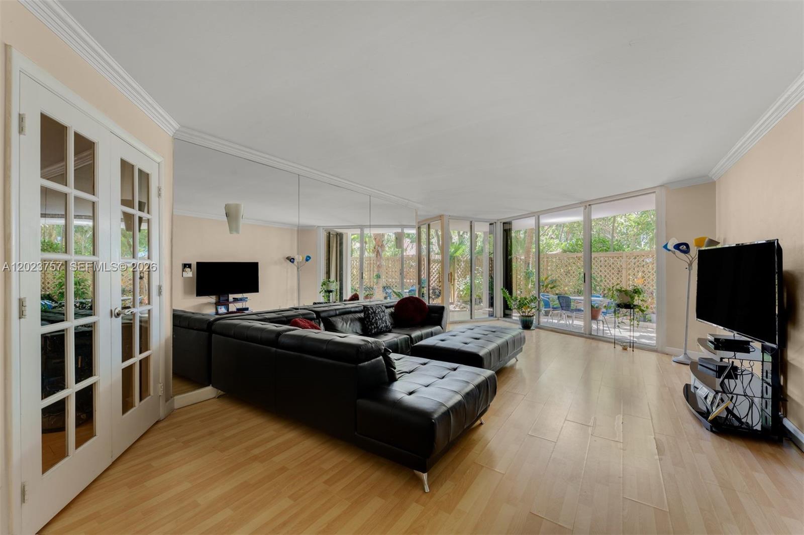 TOWERS OF QUAYSIDE CONDO - Residential Lease