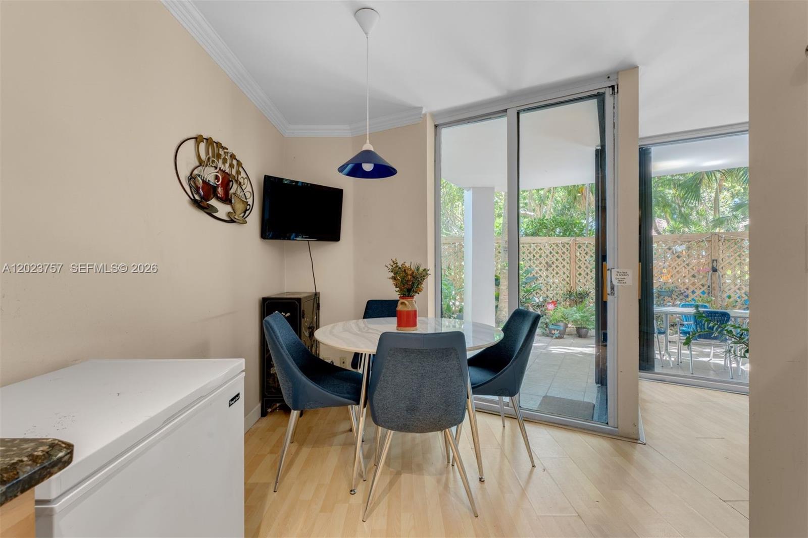 TOWERS OF QUAYSIDE CONDO - Residential Lease