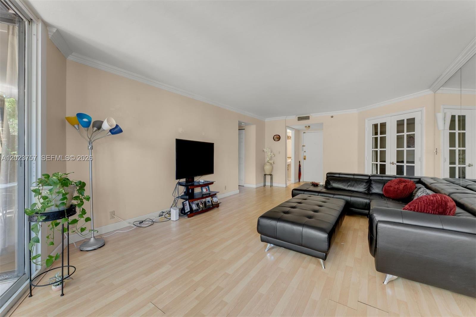 TOWERS OF QUAYSIDE CONDO - Residential Lease