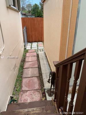 OVERBROOK PARK - Residential Lease