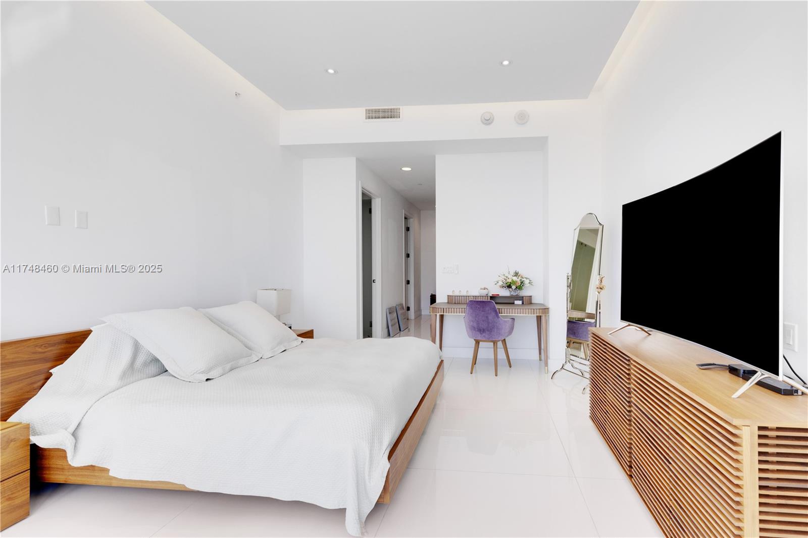 CHATEAU BEACH CONDO - Residential