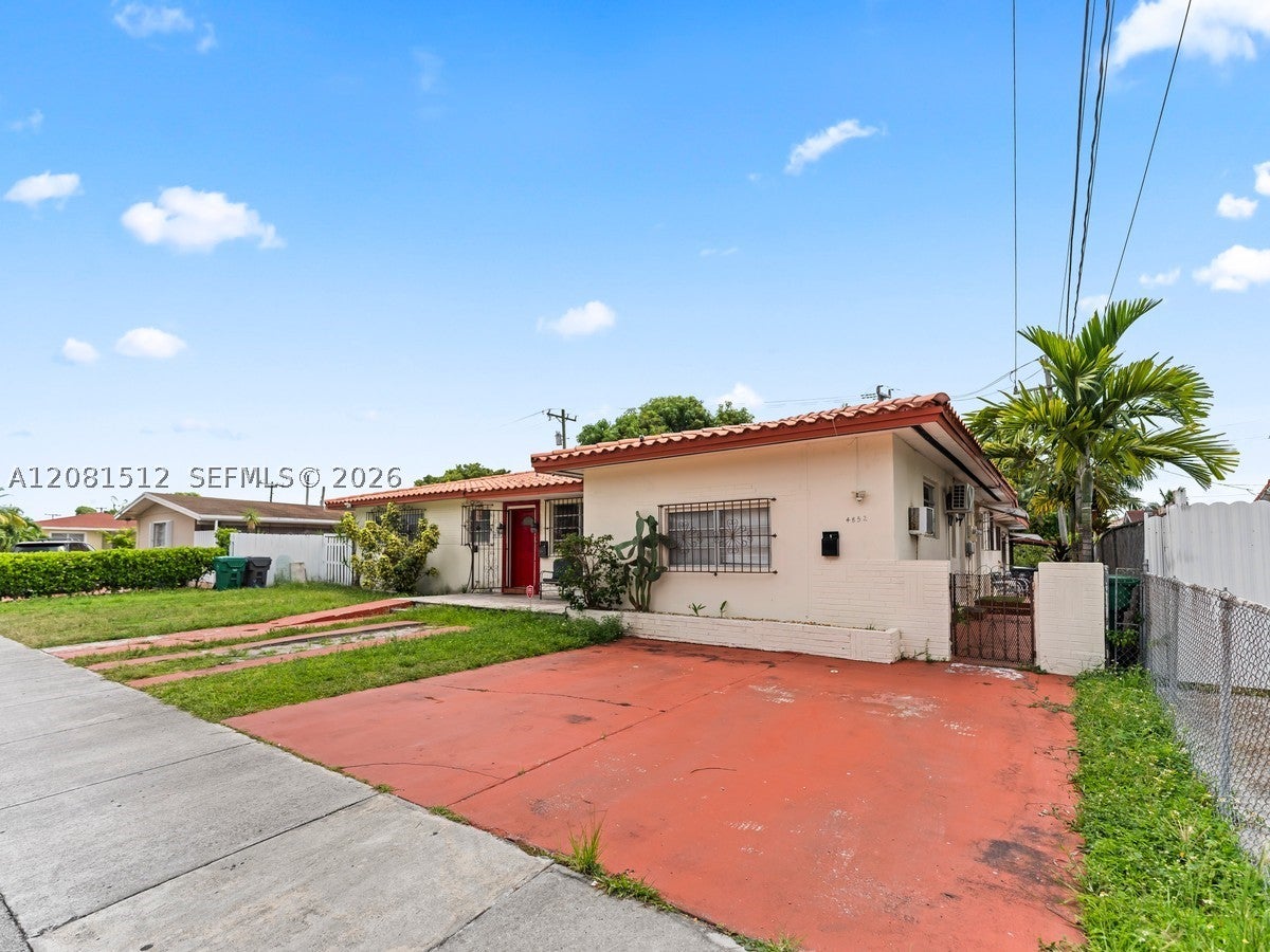 4850 NW 6th St