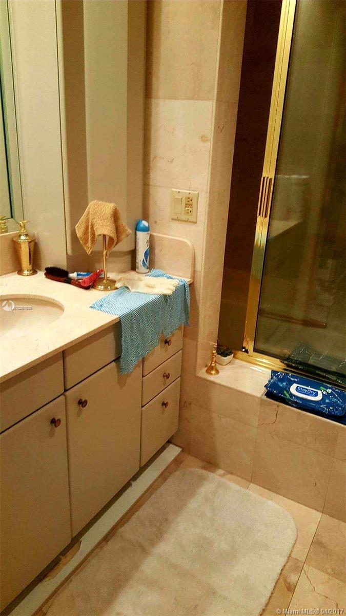 BAKER MANOR 1ST ADDN - Residential Lease