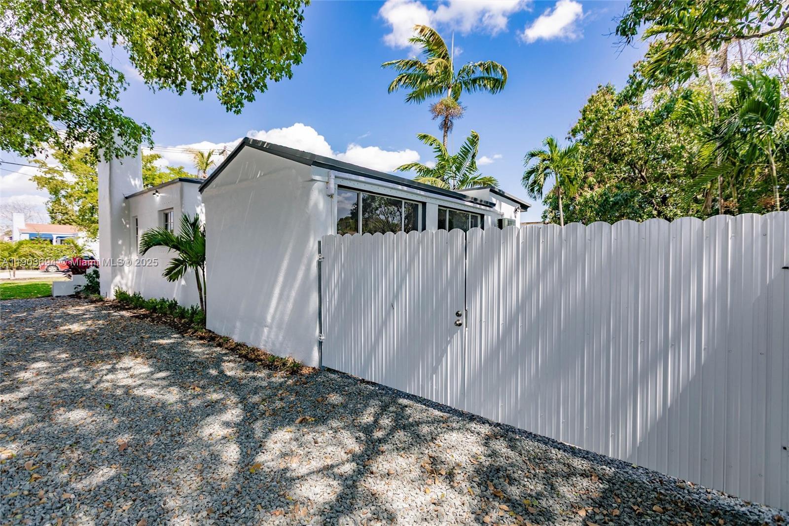 EL DORADO HEIGHTS - Residential