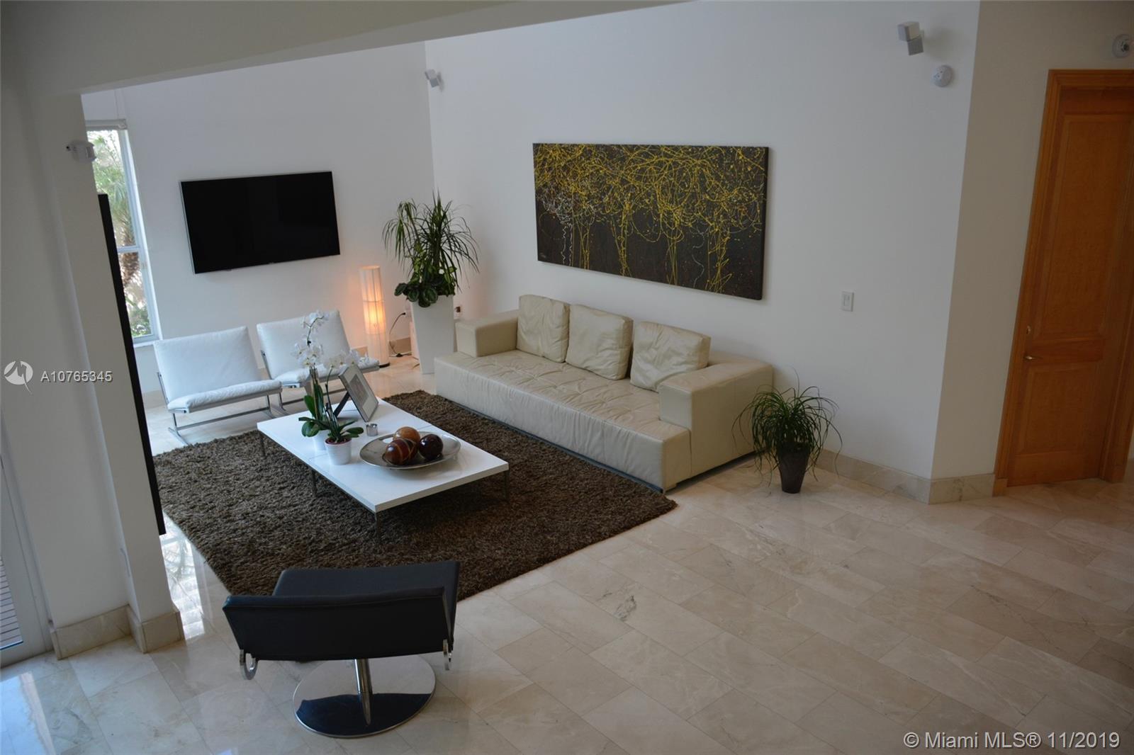 WESTLAKE VILLAGE PLAT - Residential Lease