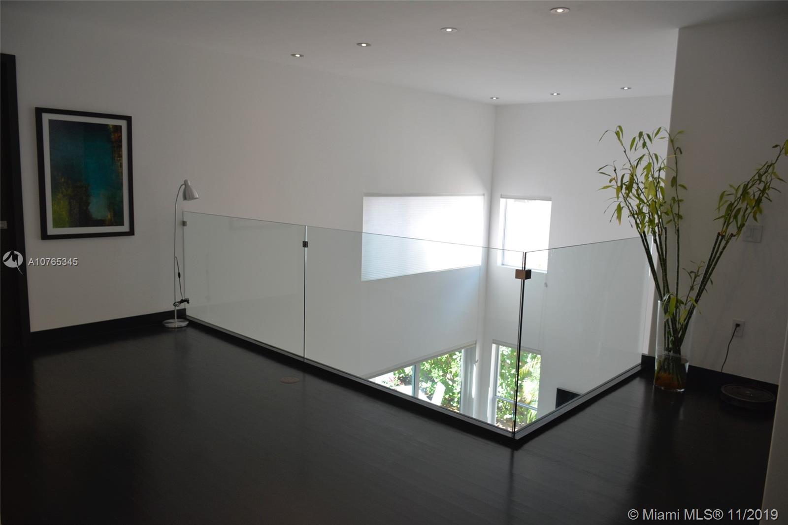 WESTLAKE VILLAGE PLAT - Residential Lease