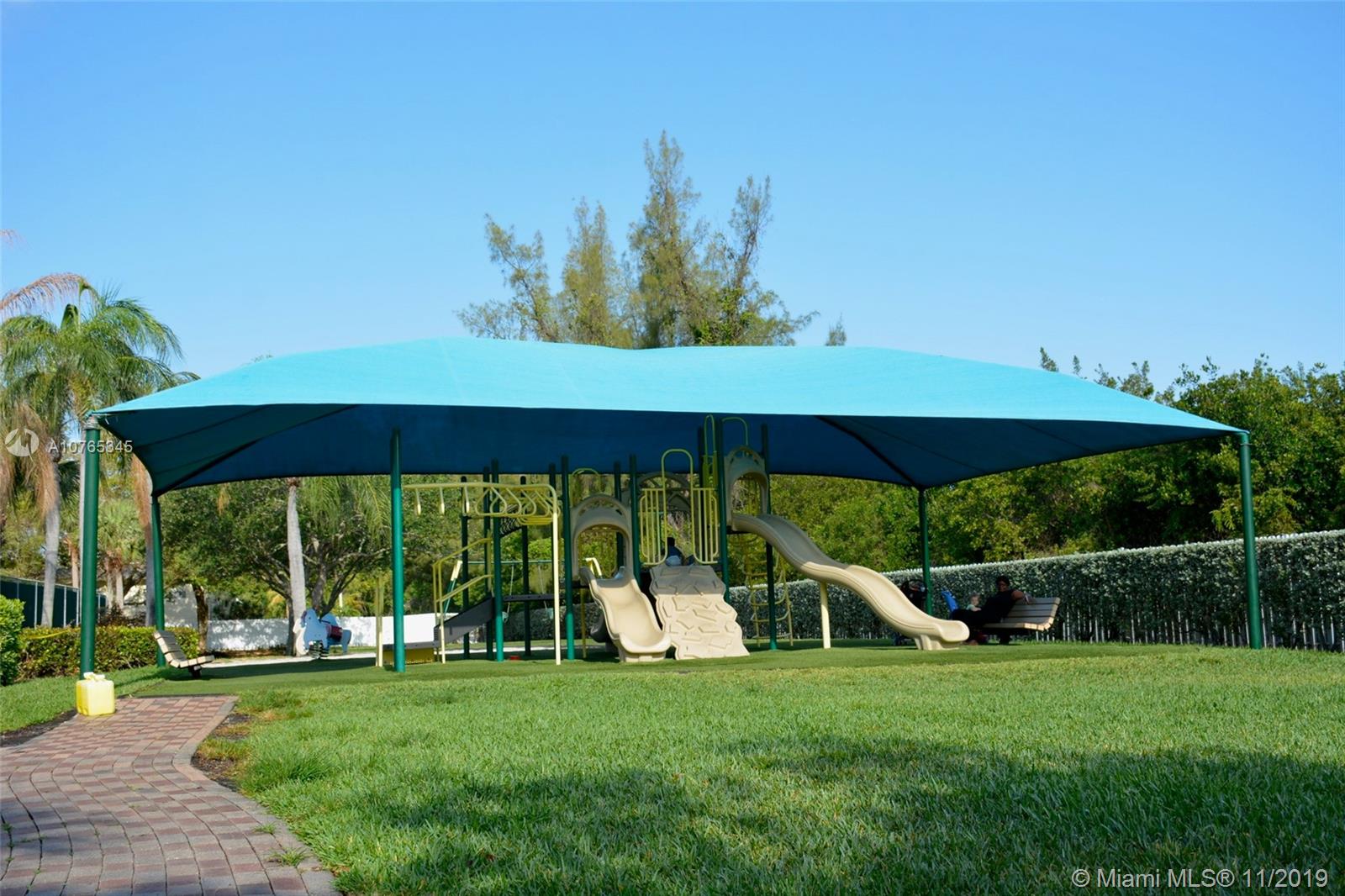 WESTLAKE VILLAGE PLAT - Residential Lease