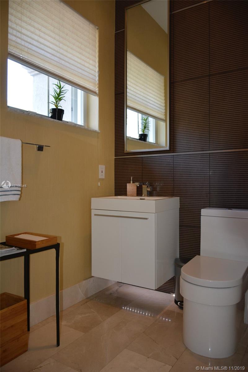 WESTLAKE VILLAGE PLAT - Residential Lease