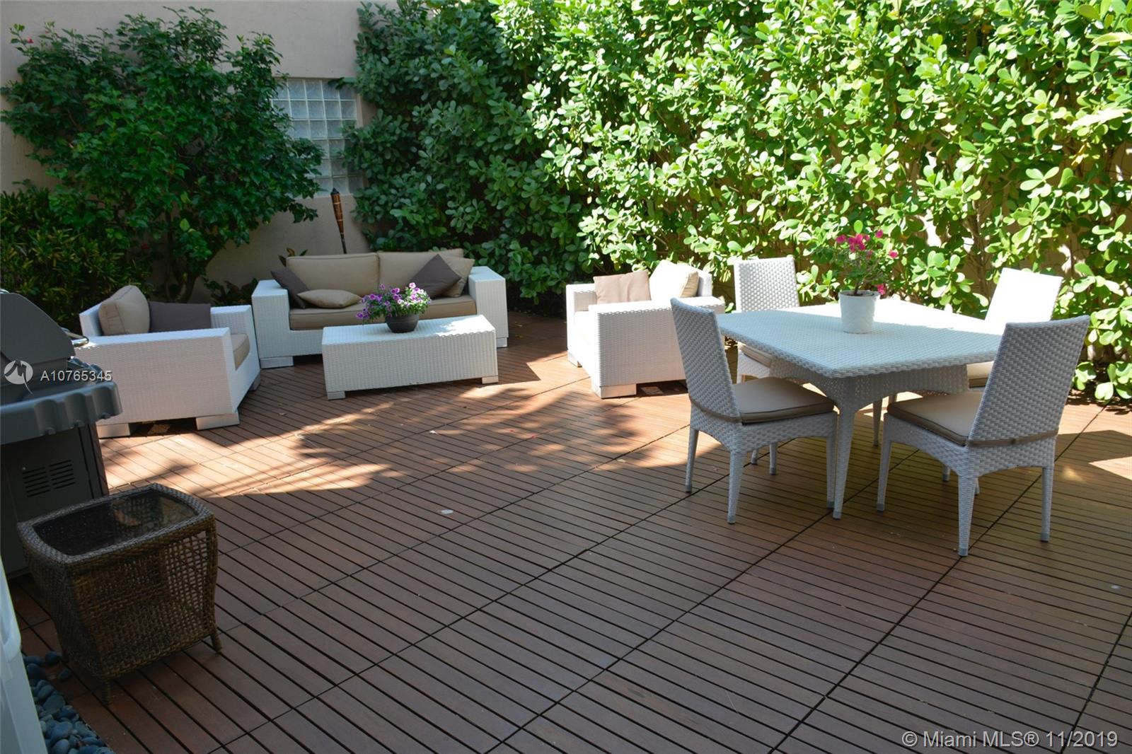 WESTLAKE VILLAGE PLAT - Residential Lease