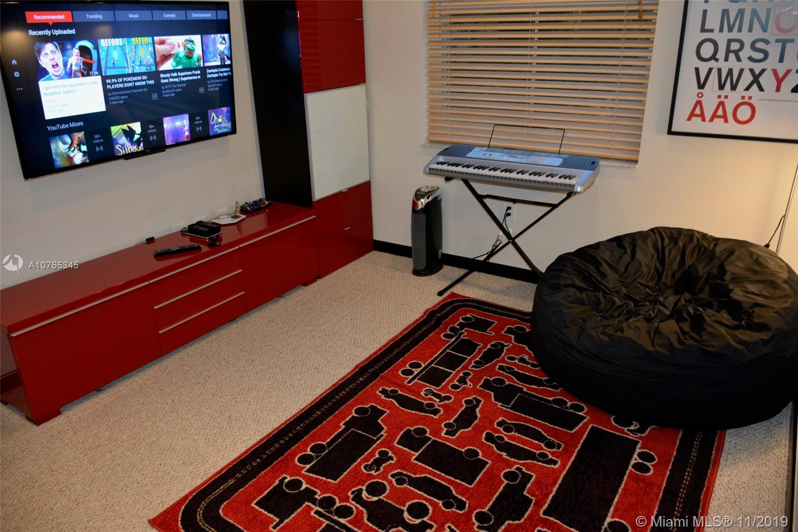 WESTLAKE VILLAGE PLAT - Residential Lease