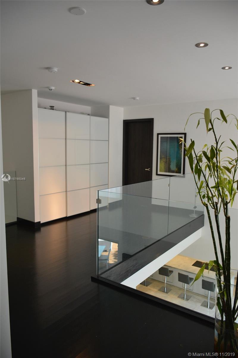 WESTLAKE VILLAGE PLAT - Residential Lease