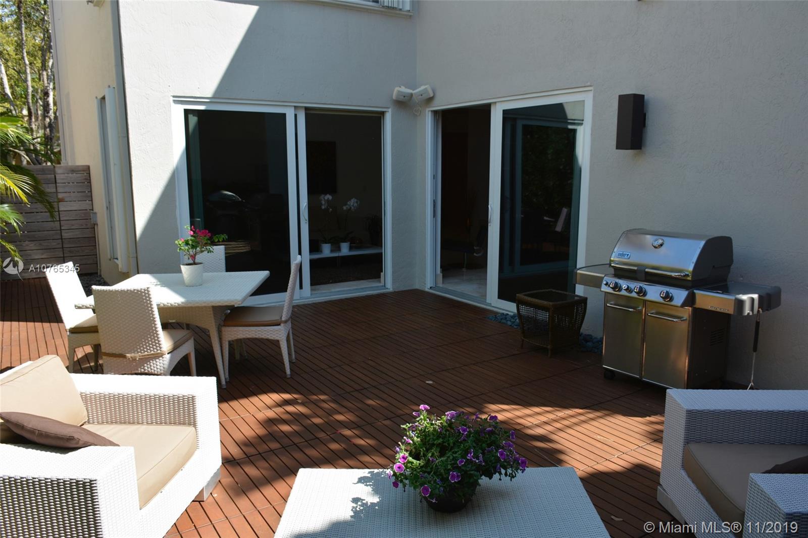 WESTLAKE VILLAGE PLAT - Residential Lease