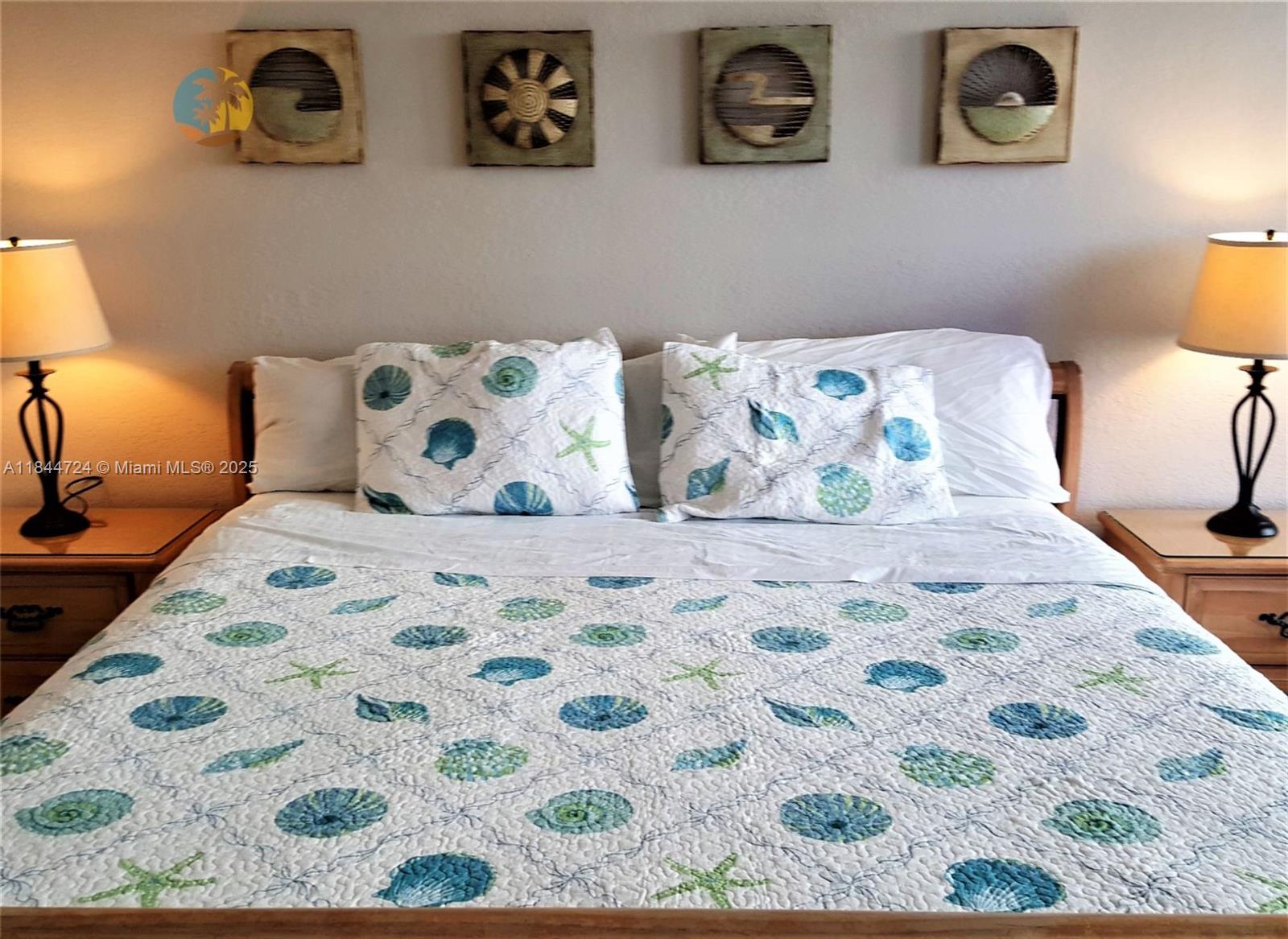 THE ALEXANDER CONDO - Residential