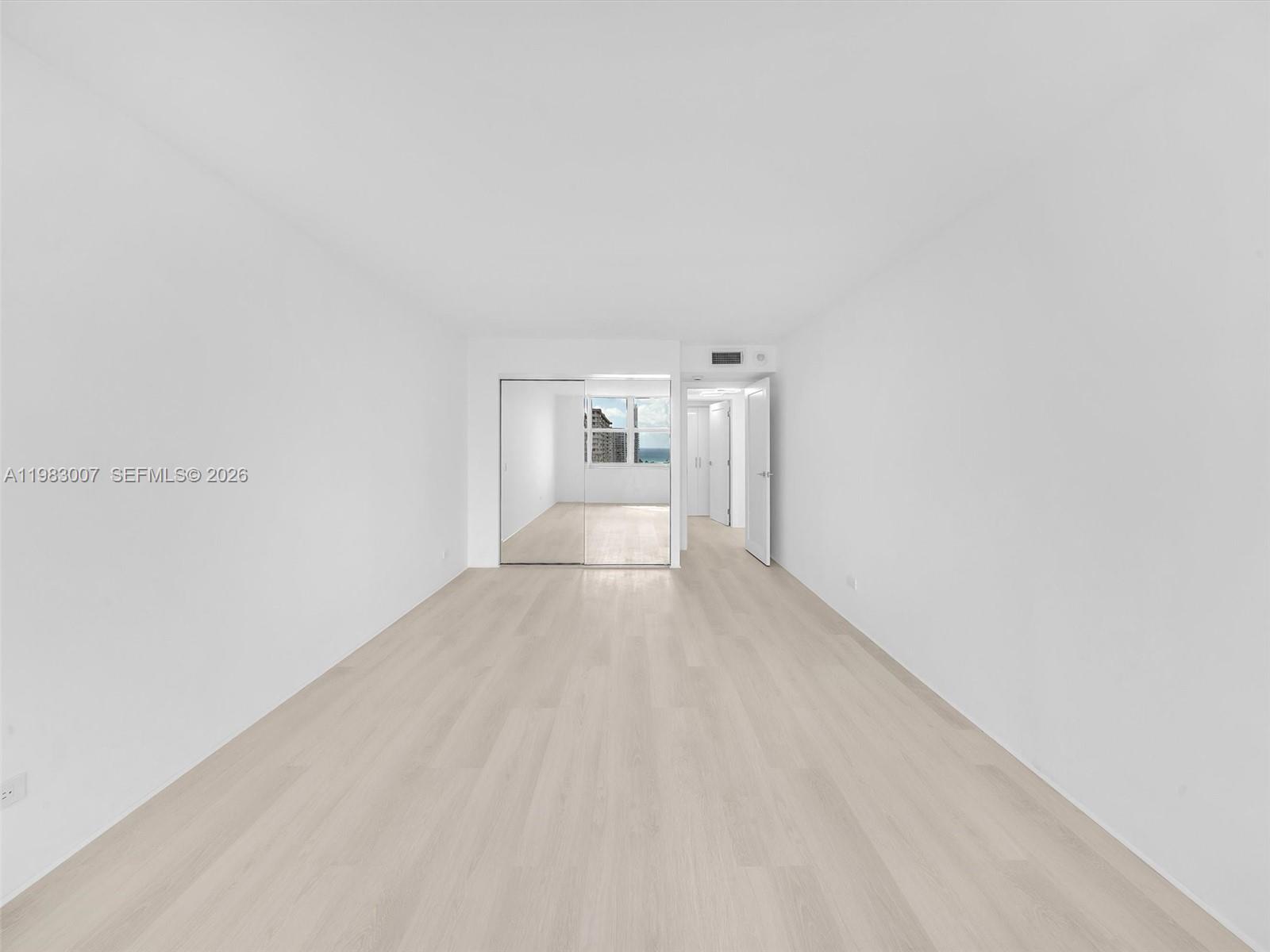 WINSTON TOWERS 500 CONDO - Residential