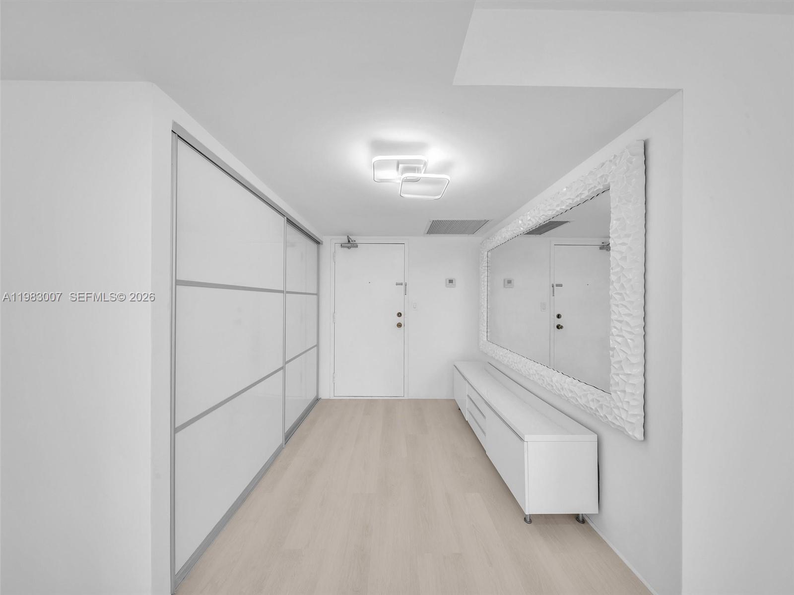 WINSTON TOWERS 500 CONDO - Residential