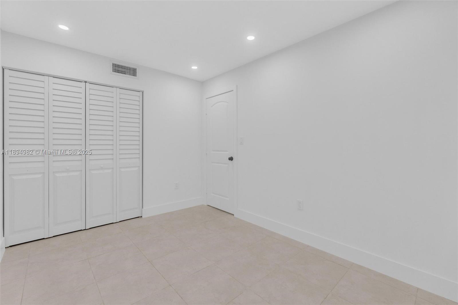 CULMER VILLAS - Residential Lease