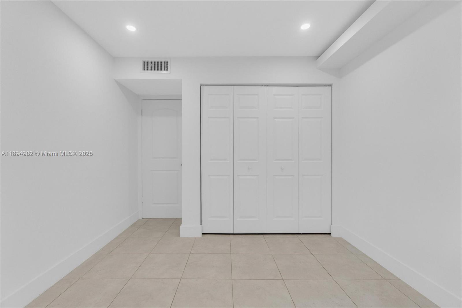 CULMER VILLAS - Residential Lease