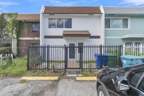 508 NW 11th St 1 Miami FL 33136