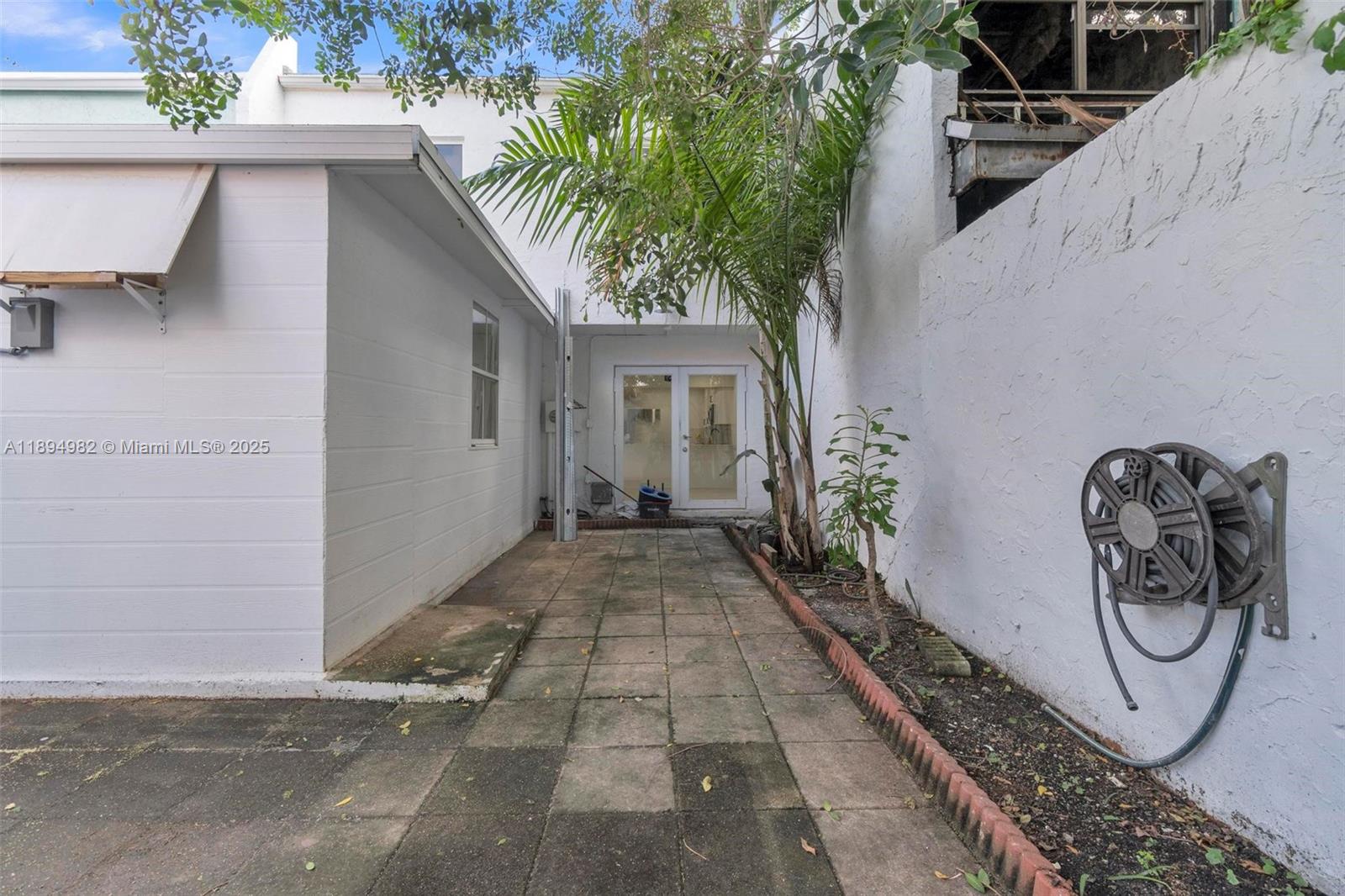 CULMER VILLAS - Residential Lease