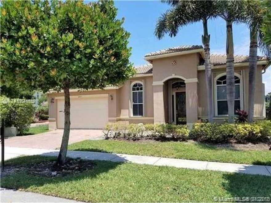 BACK IN THE MARKET, BEAUTIFUL HOME LOCATED IN MONARCH LAKES IN MIRAMAR. CLOSE TO I-75, TURNPIKE AND NICE RESTAURANTS AND MALL.. UNIT IS A ONE FLOOR WITH 8600 LOT OF LAND. HAS TWO CAR GARAGE AND BEAUTIFUL FAMILY WITH VIEW TO THE POOL AND THE LAKE. 4 BEDROOMS, 3 BATHROOMS.
