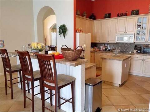 POD 7 AT MONARCH LAKES - Residential