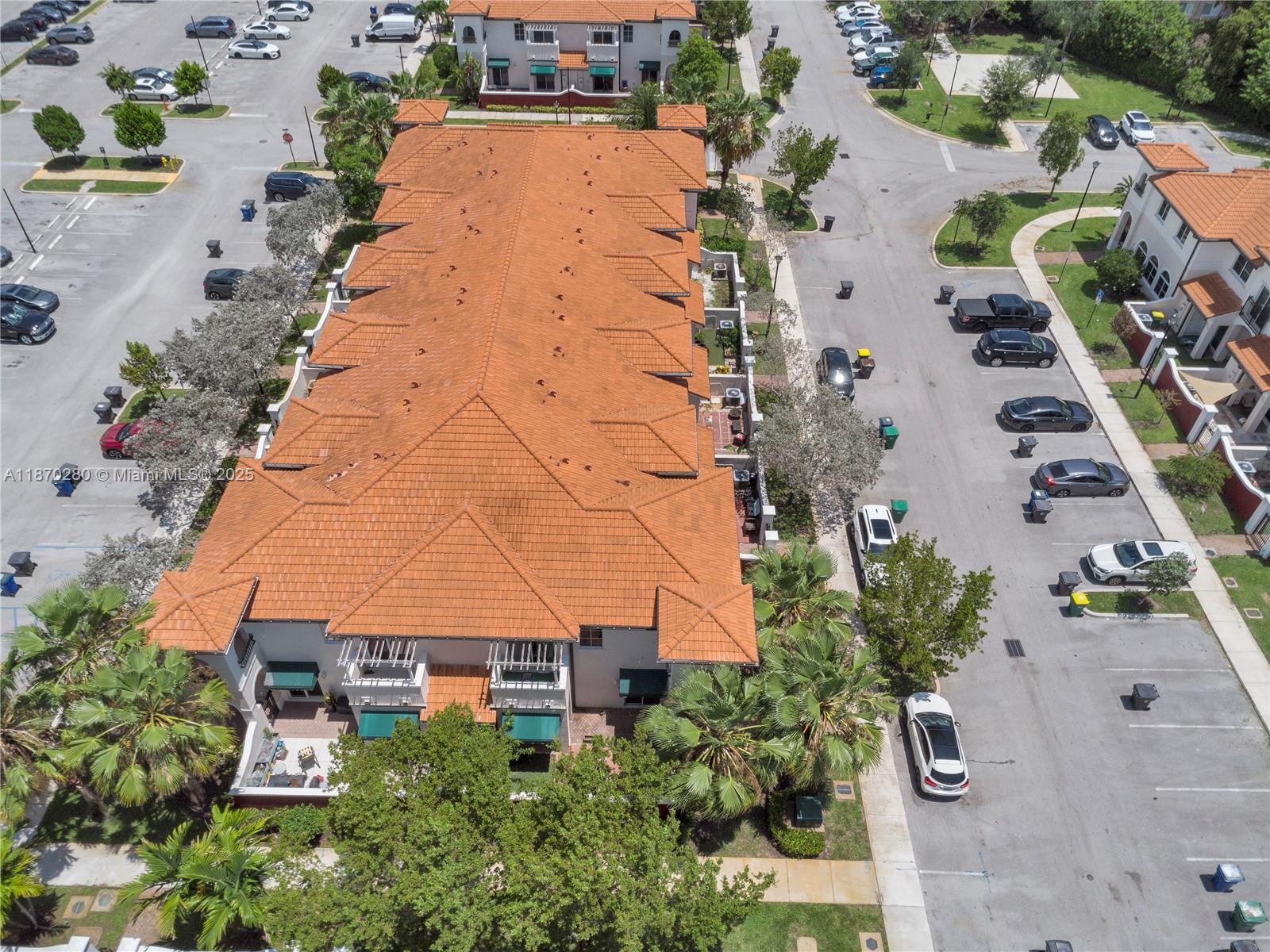 EDC ASSOCIATES PLAT - Residential Lease