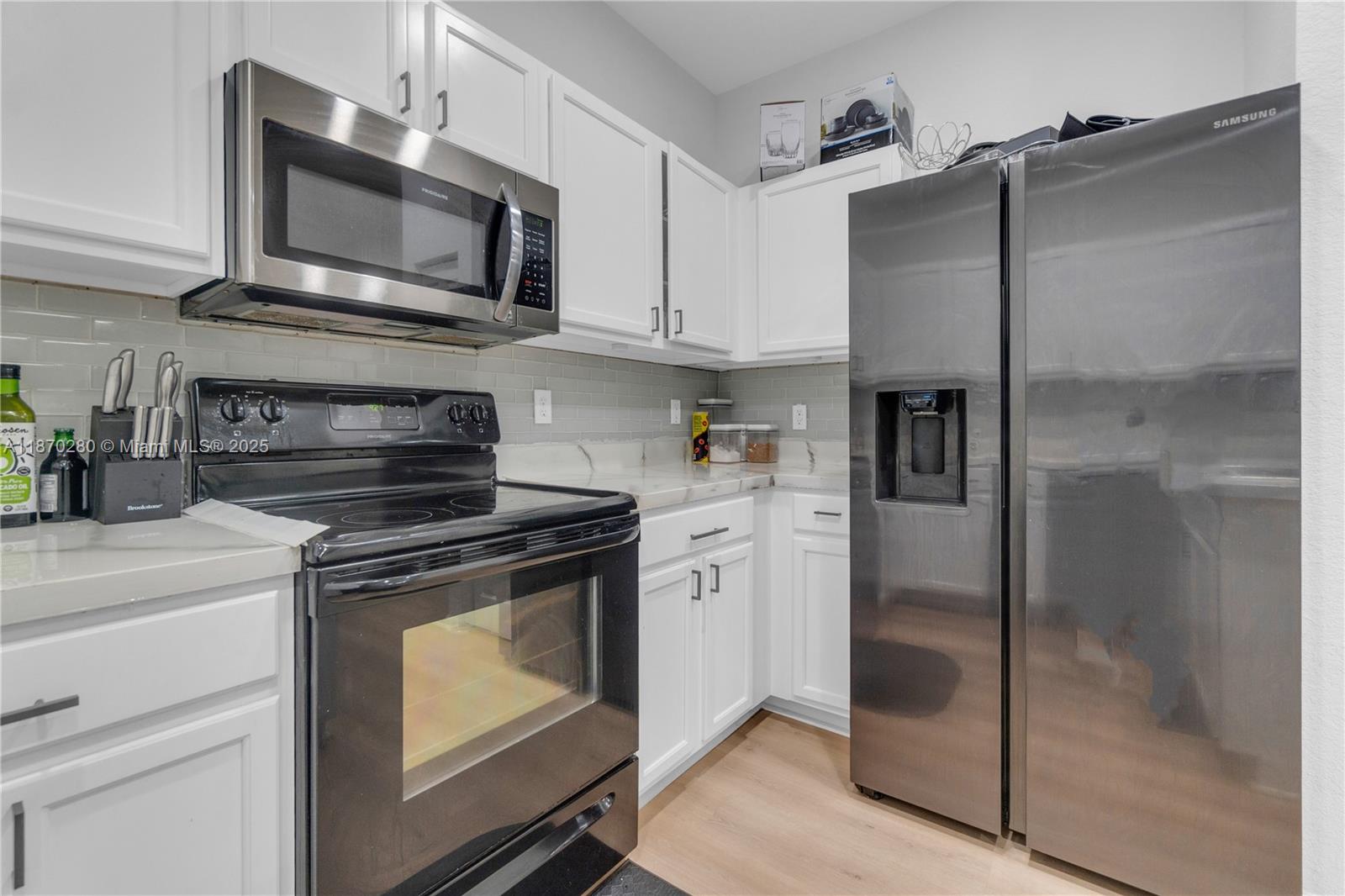 EDC ASSOCIATES PLAT - Residential Lease