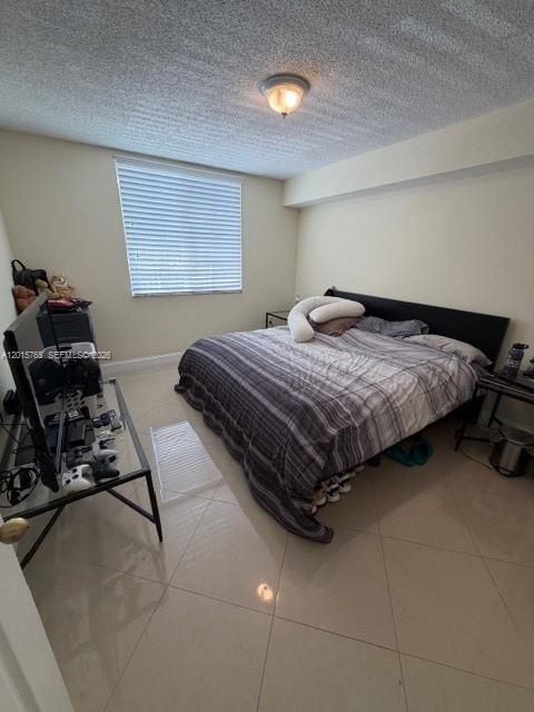 DEVONAIRE CONDO - Residential Lease