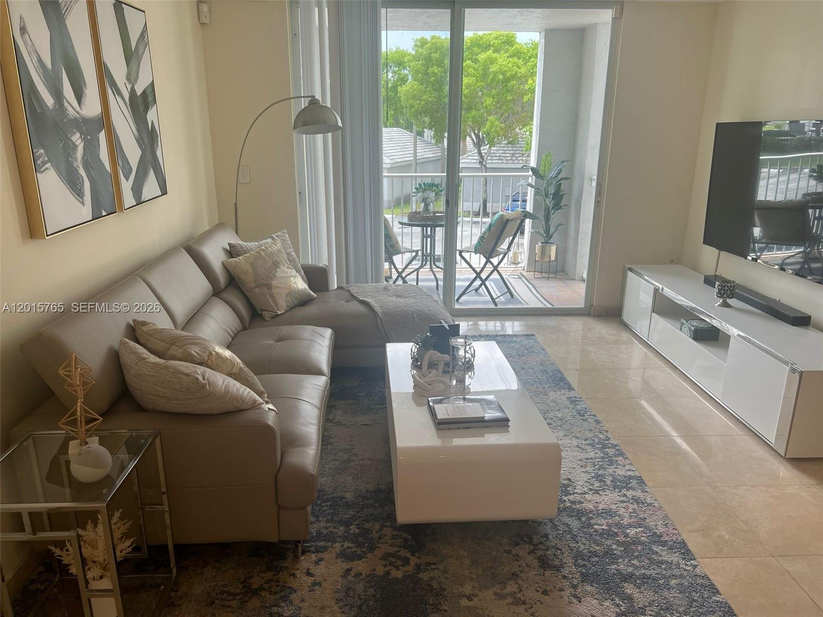 DEVONAIRE CONDO - Residential Lease