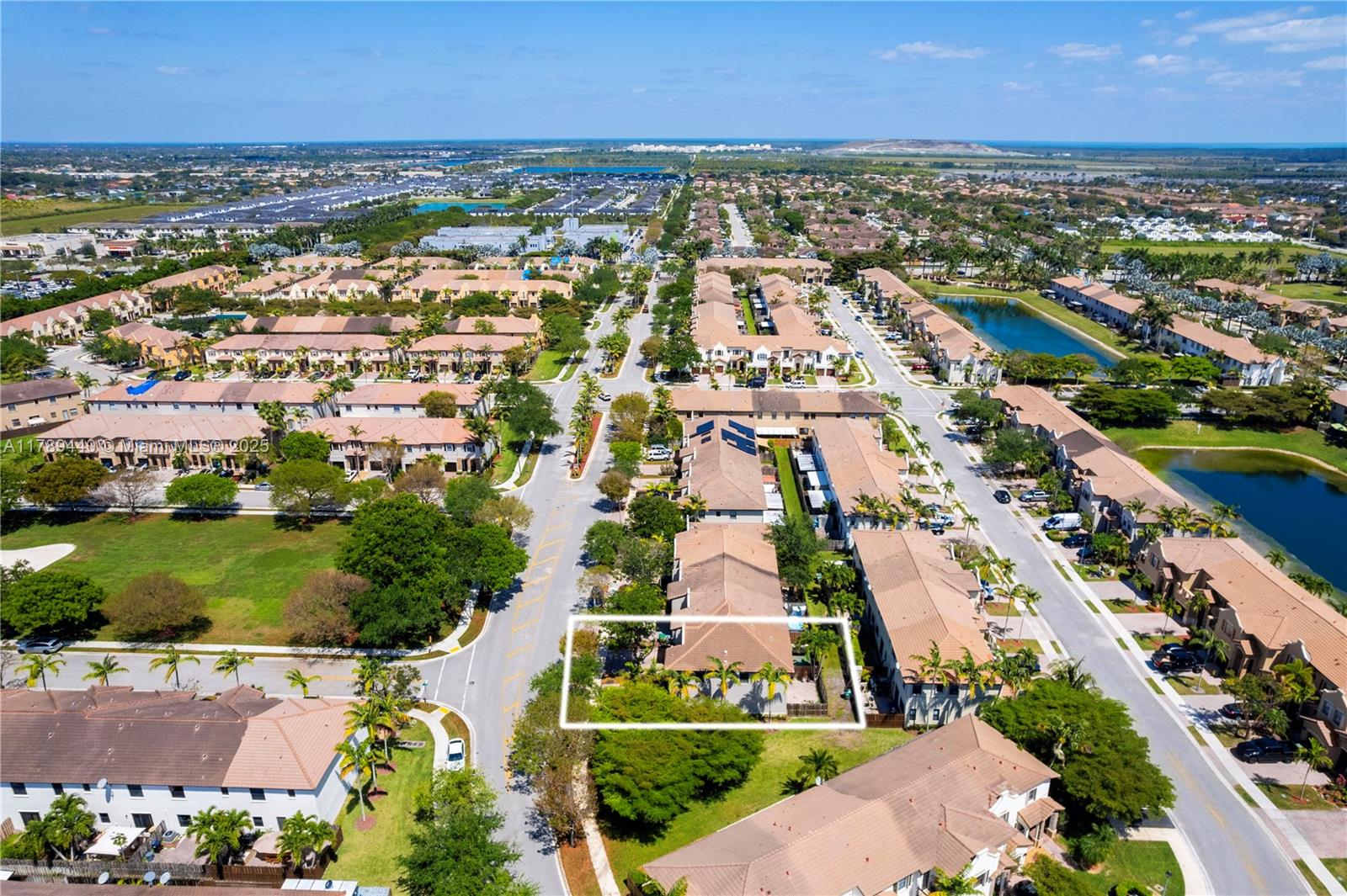 SILVER PALM EAST SECTION - Residential