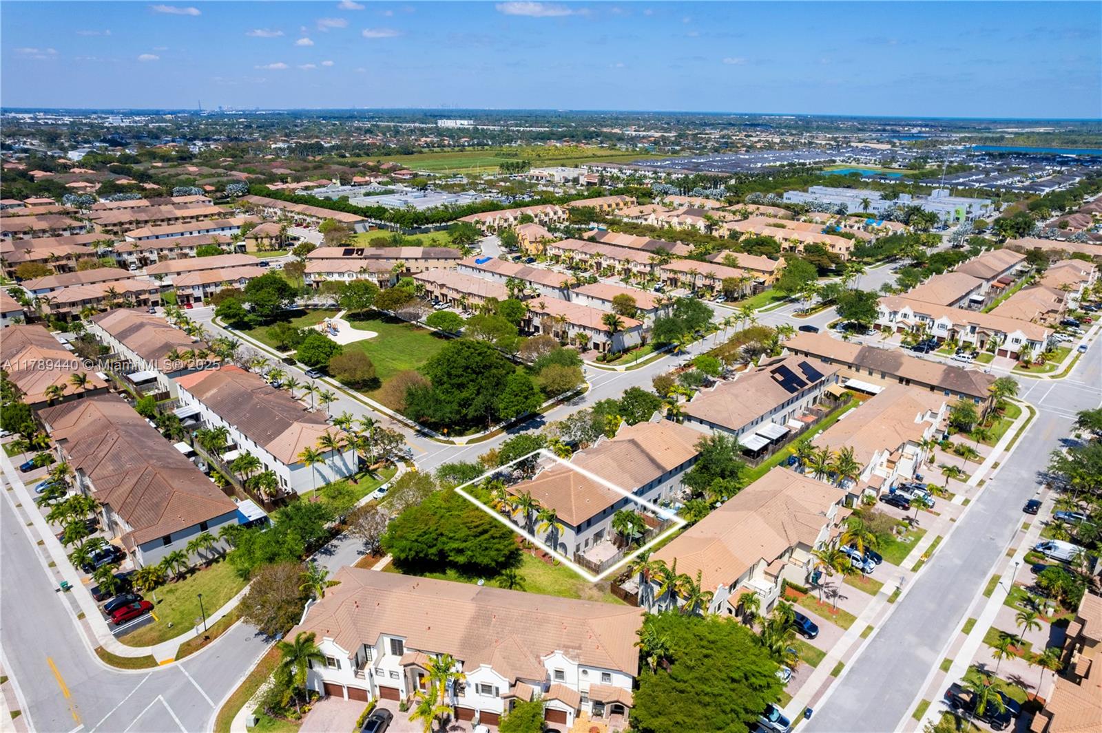 SILVER PALM EAST SECTION - Residential