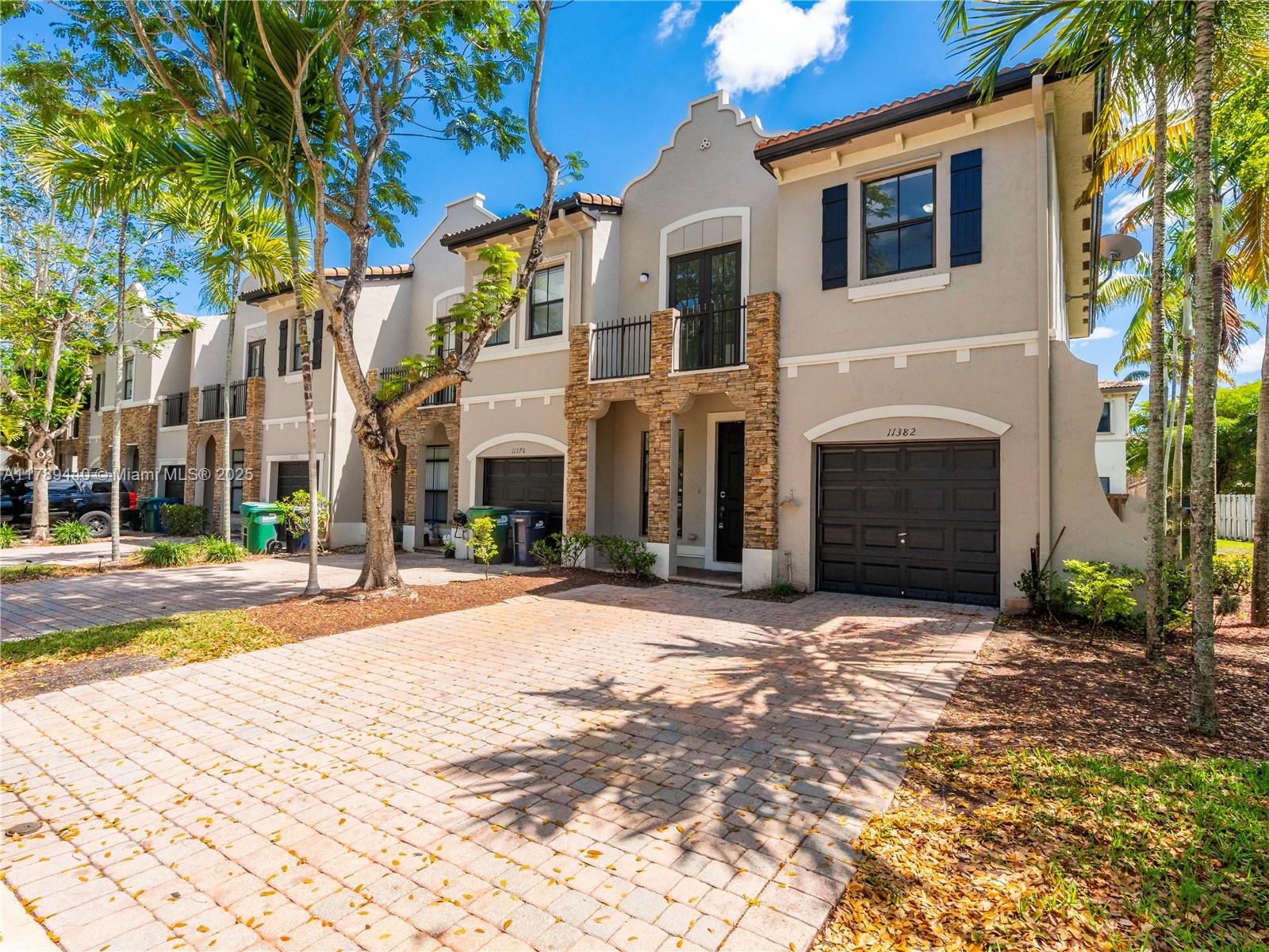 SILVER PALM EAST SECTION - Residential