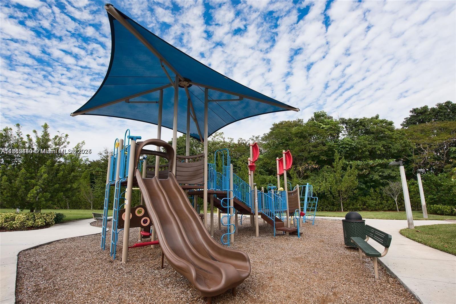 SILVER PALM EAST SECTION - Residential