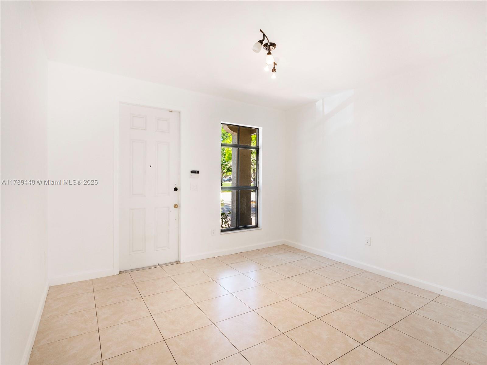 SILVER PALM EAST SECTION - Residential