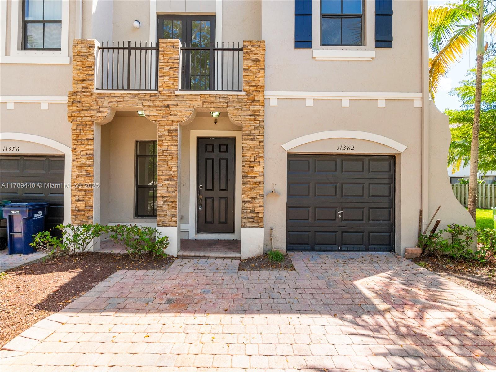 SILVER PALM EAST SECTION - Residential