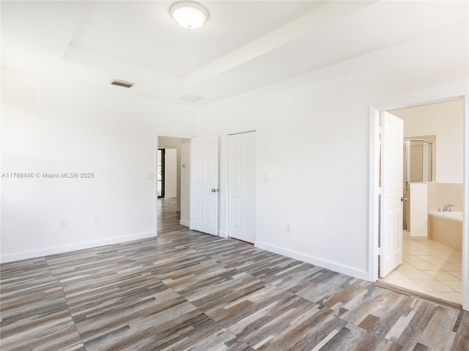 SILVER PALM EAST SECTION - Residential