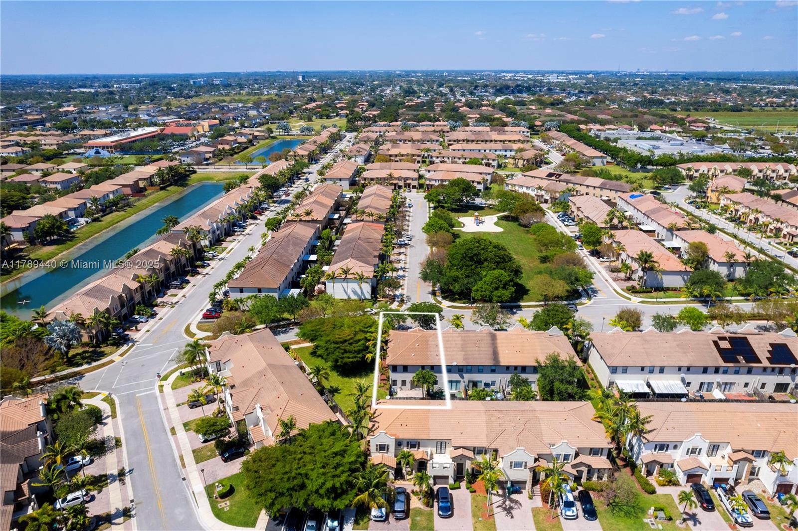 SILVER PALM EAST SECTION - Residential