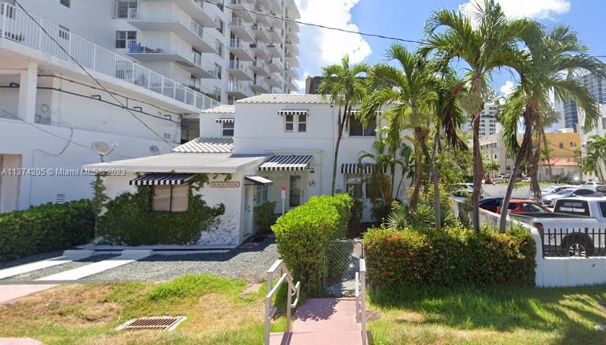 Rental Property at 2811 Indian Creek Dr A-C, Miami Beach, Miami-Dade County, Florida - Bedrooms: 6 
Bathrooms: 5  - $11,000 MO.