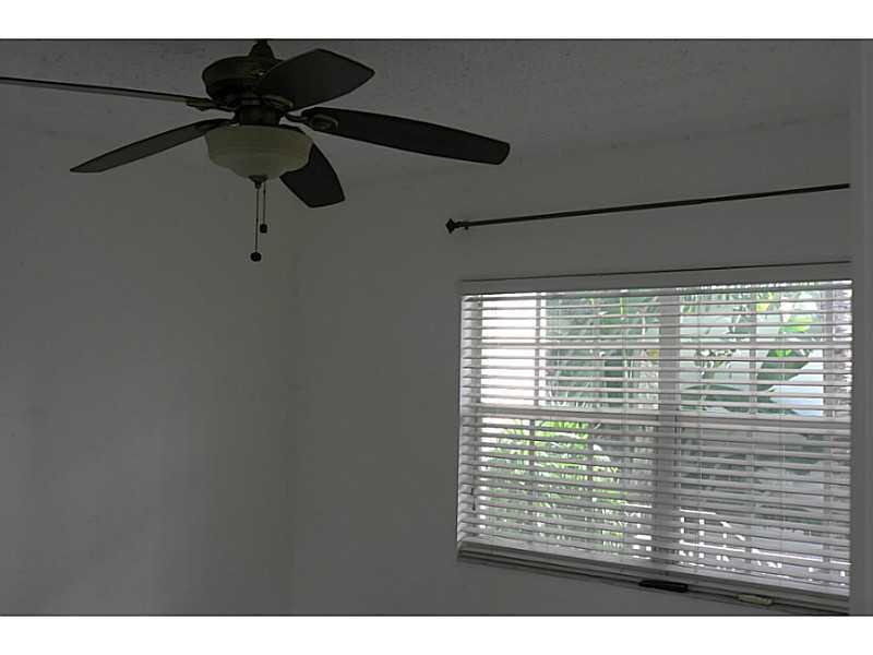 LINCOLN ROAD VILLAS EAST - Residential Lease