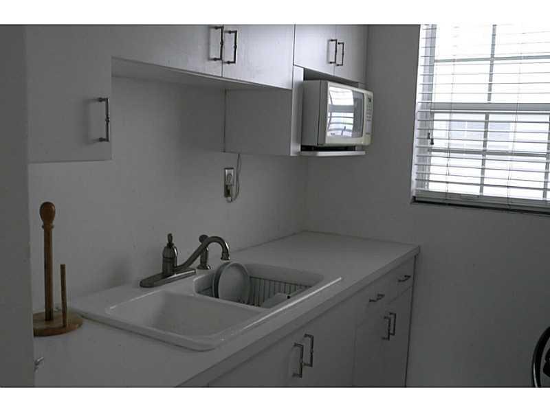 LINCOLN ROAD VILLAS EAST - Residential Lease