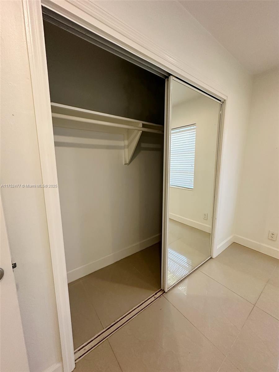 VICTORIA ISLES - Residential Lease