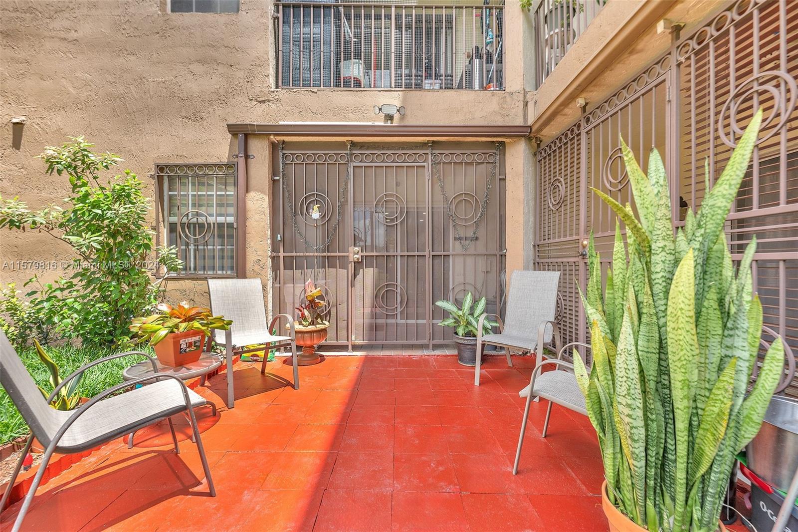 GRAND VISTA CONDO - Residential