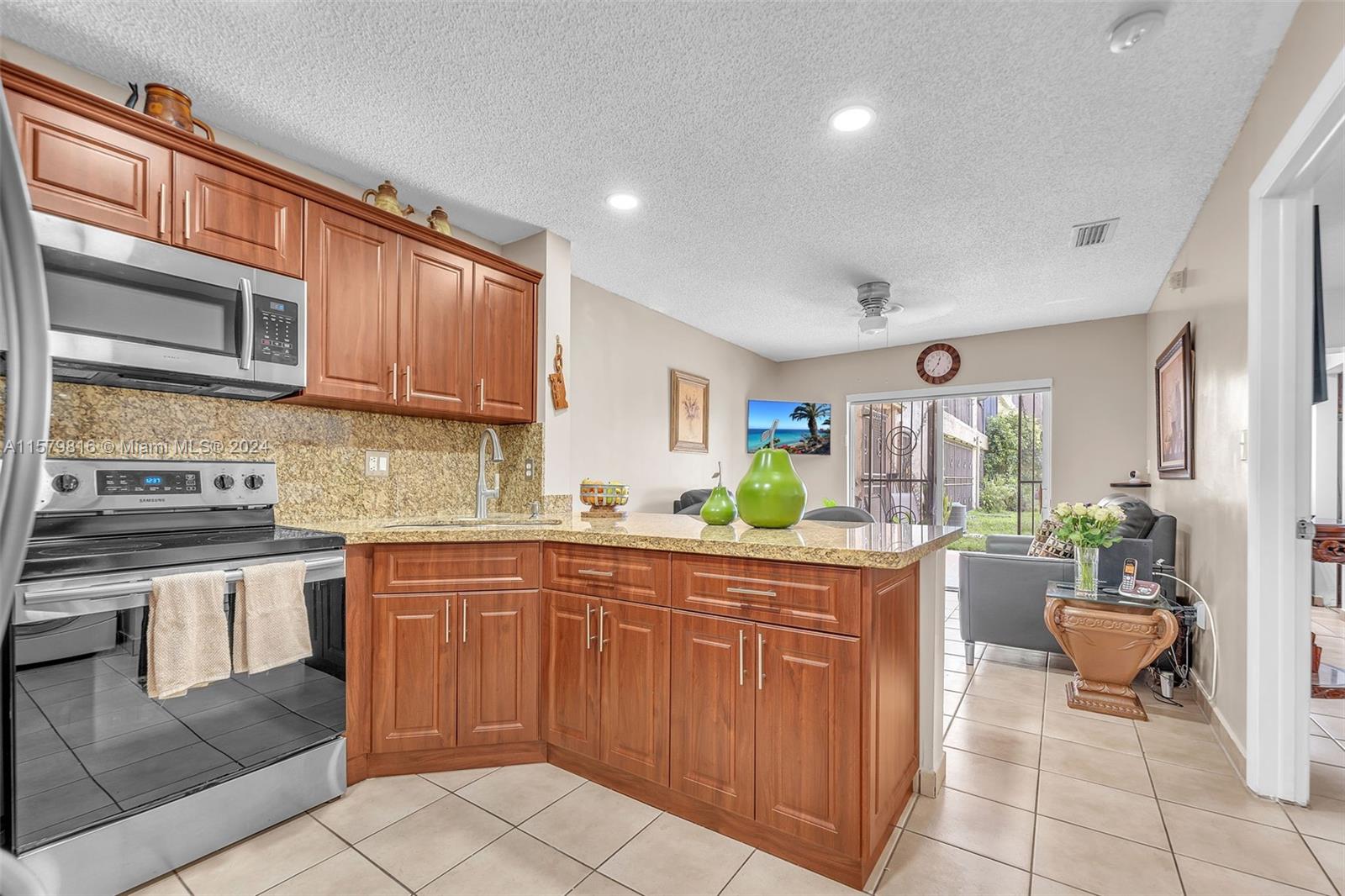 GRAND VISTA CONDO - Residential
