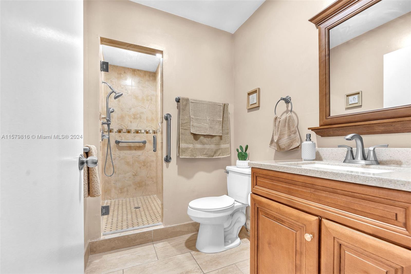 GRAND VISTA CONDO - Residential