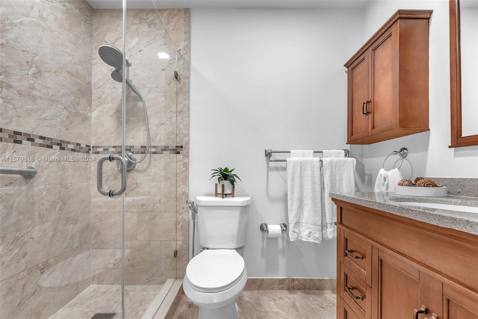 GRAND VISTA CONDO - Residential