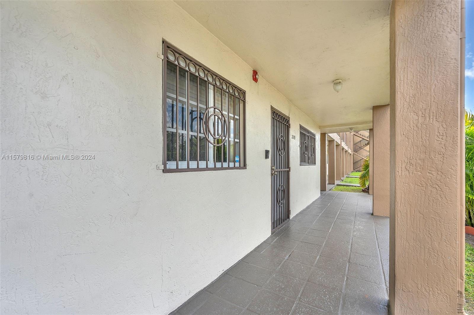 GRAND VISTA CONDO - Residential