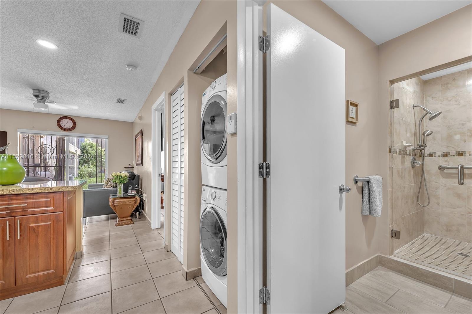GRAND VISTA CONDO - Residential